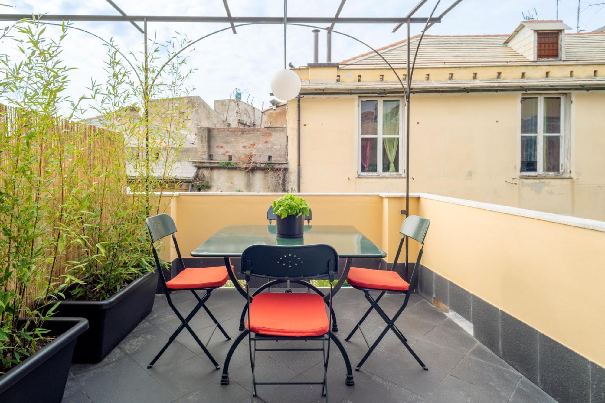 Cosy Apartment With Terrace 热那亚 外观 照片